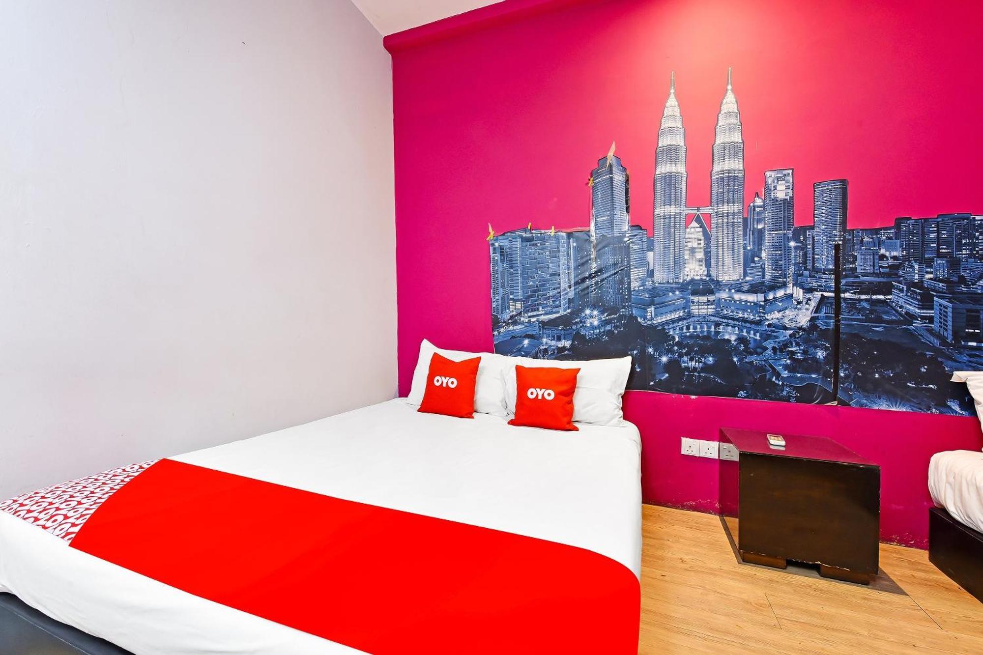 Oyo 90138 Hotel Elwarda Klcity Kuala Lumpur Exterior foto