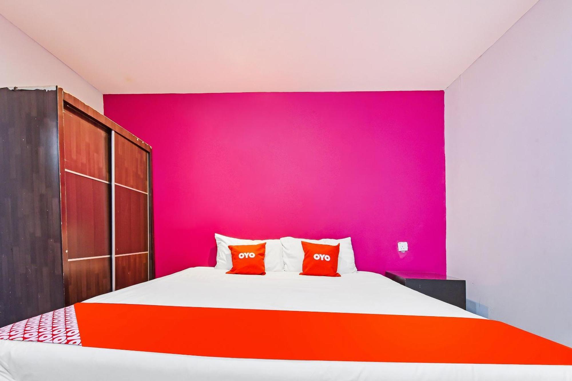 Oyo 90138 Hotel Elwarda Klcity Kuala Lumpur Exterior foto